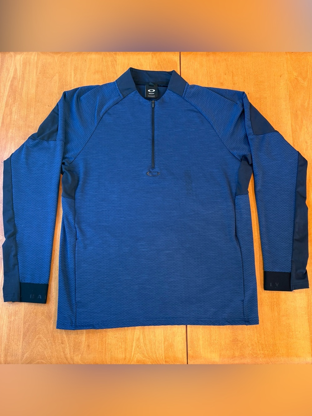 Oakley Men's Knockdown Navy Blue and Half-Zip Performance Top XL